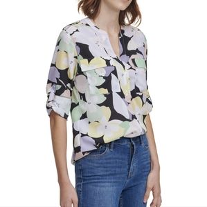 NWT Calvin Klein XS Floral Button Down Shirt 🌸✨
